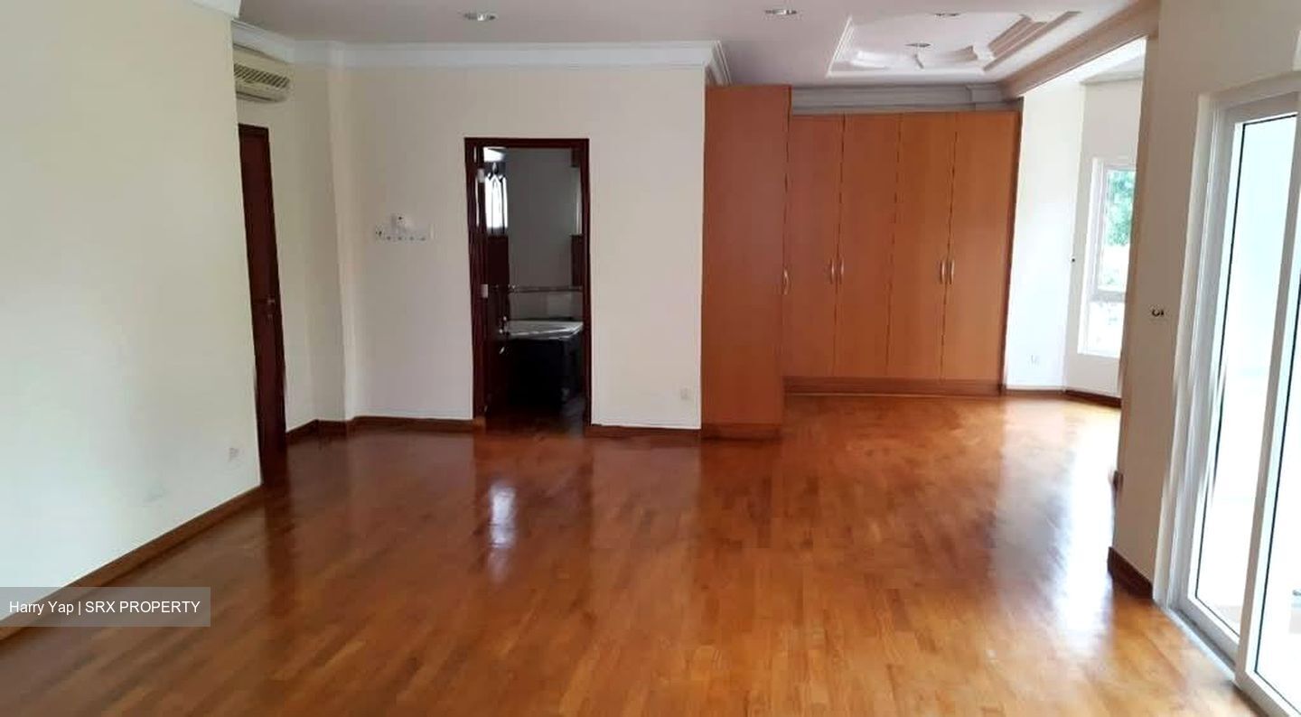 Goodman Road (D15), Detached #561761561